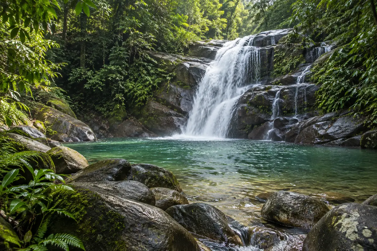 Ilustrasi: 10 Lokasi Air Terjun Menarik Di Selangor