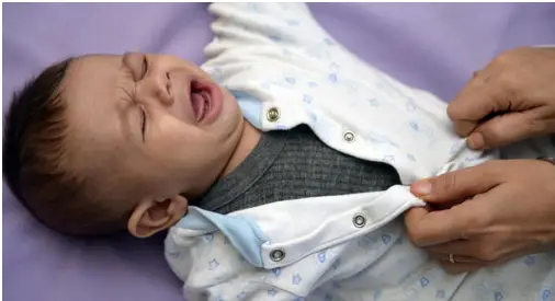 cara hentikan tangisan bayi