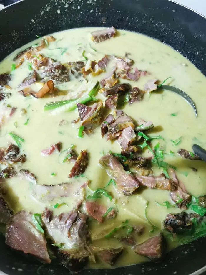 Resepi Daging Salai Masak Lemak Cili Api (GUNA OVEN 