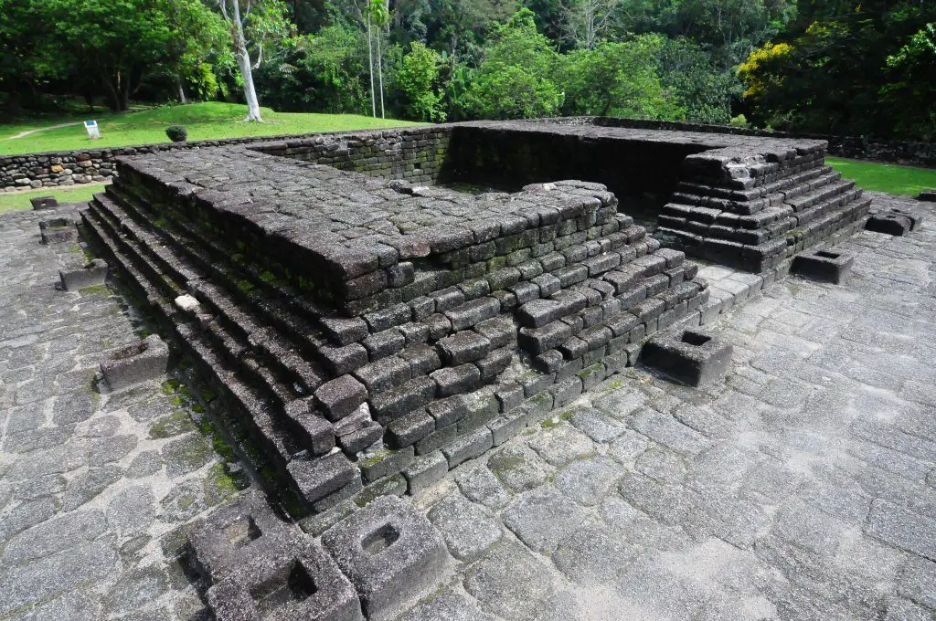 Tempat bersejarah di malaysia