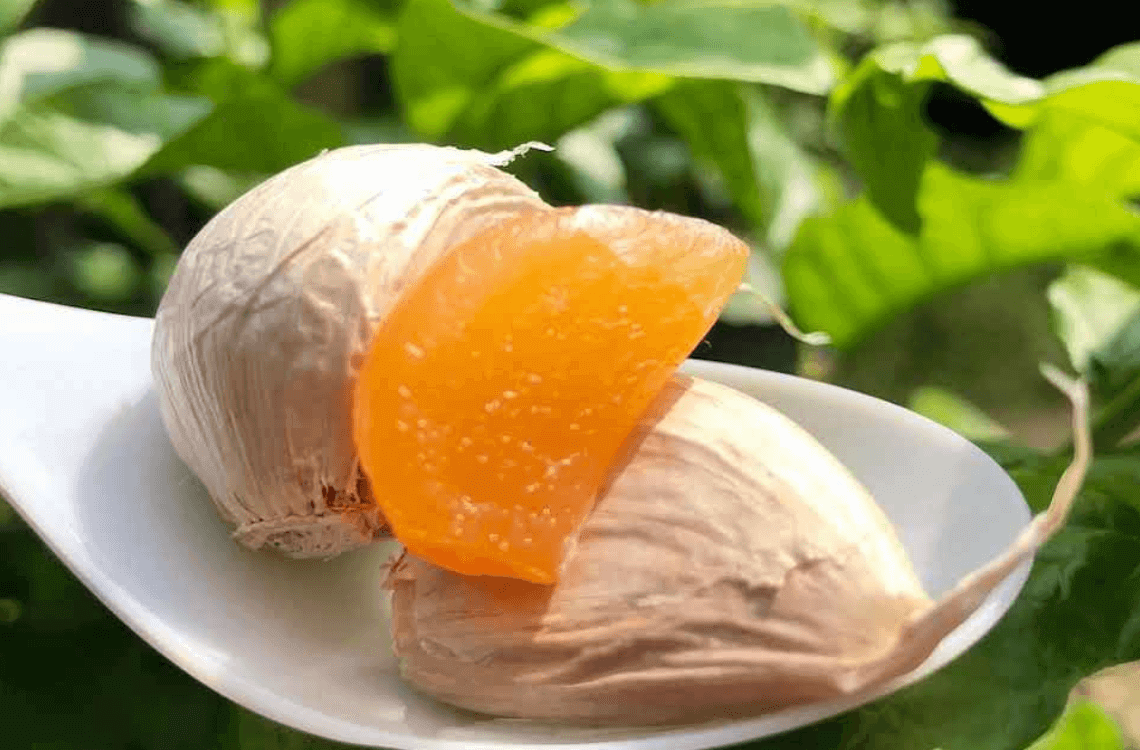 6 Khasiat Golden Garlic Yang Baik Untuk Kesihatan dan Kesan