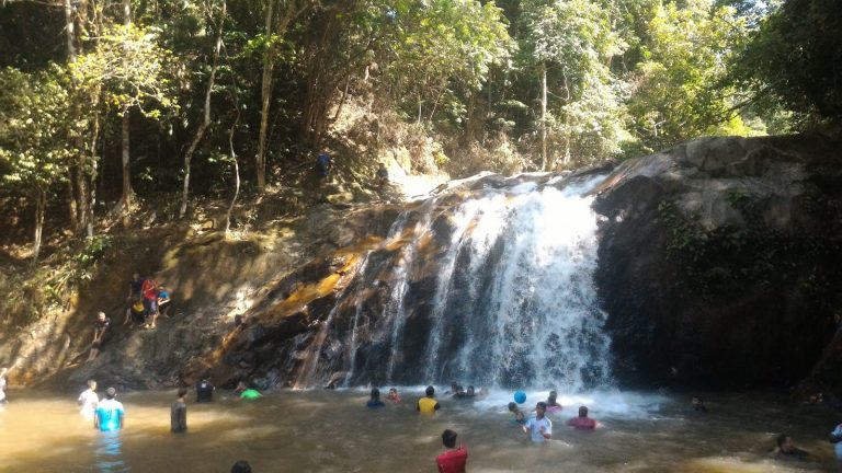 10 Lokasi Air Terjun Menarik Di Selangor - Bidadari.My